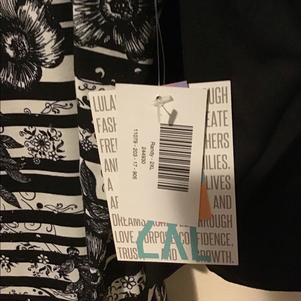 Lularoe Randy - Picture 2 of 3